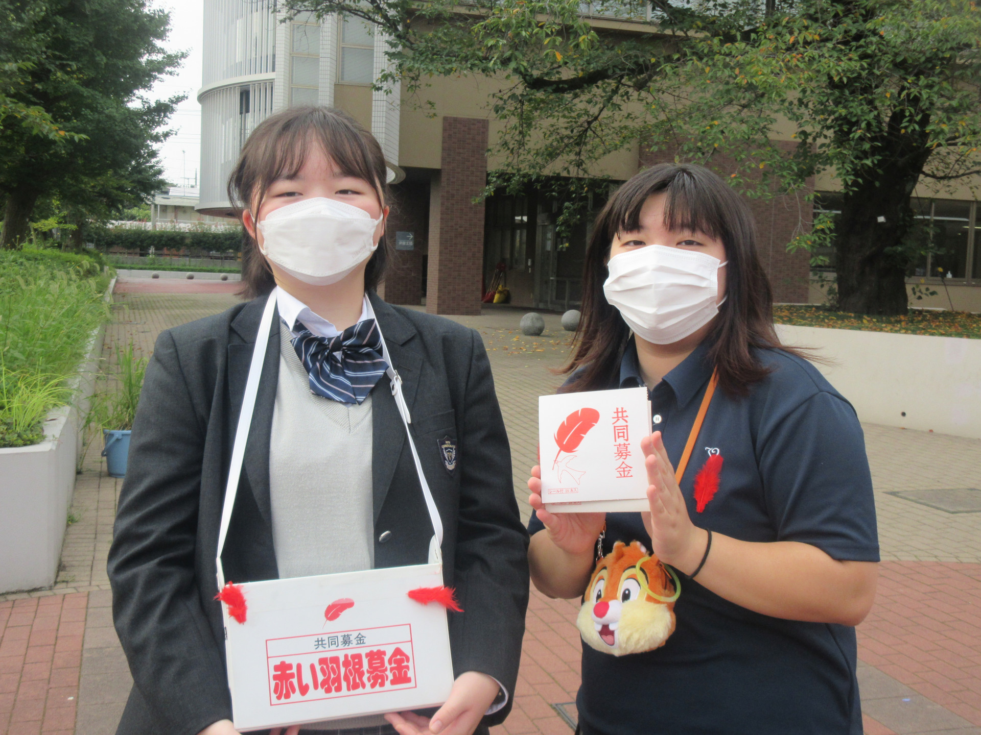 募金 ４ (1).JPG